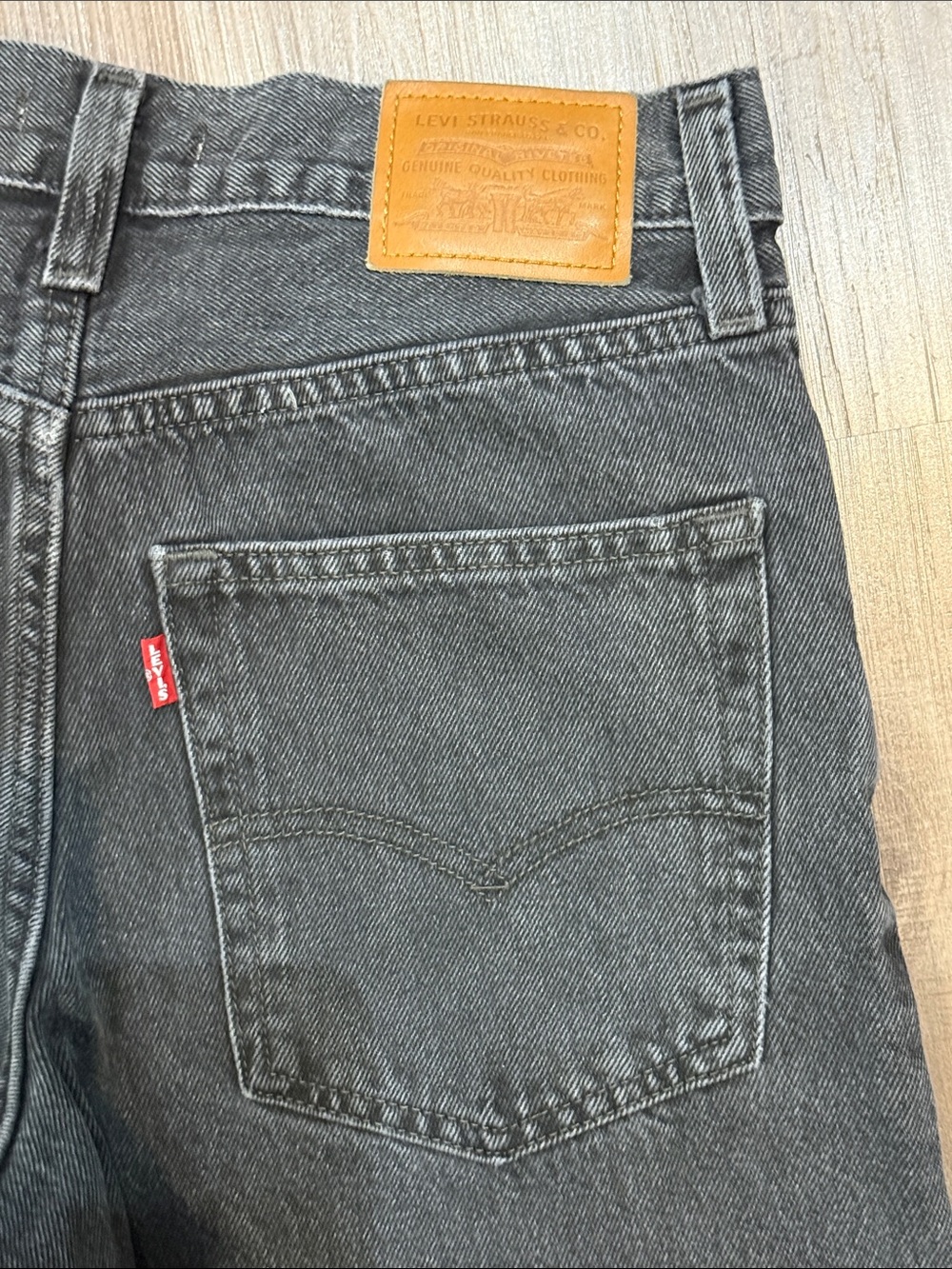 Levi’s Premium Baggy Dad Jeans 26 Boot Barn Black Big E $128 - Picture 5 of 12